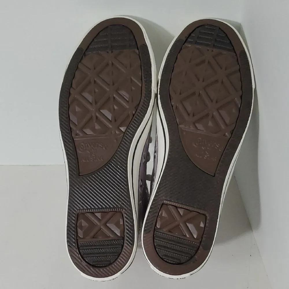 Converse Kids CTAS Hi Sneakers in Thistle Kids 7/ EU 40 NIB